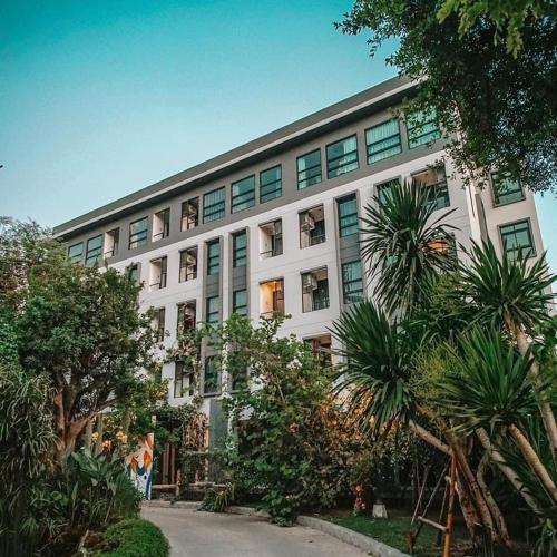 Bangkok Oasis Hotel, Бангкок