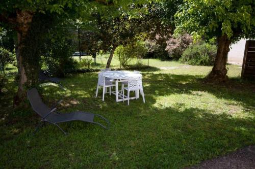 Gîte Aux Tuileries (Gite Aux Tuileries) in Noaillan