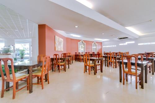 Ресторан, Hotel Atismar in Куартейра