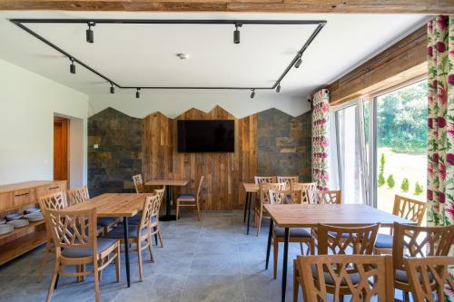 チャチク Aparthotel Pod Stokiem z sauna i jacuzzi - szczyrkapartamenty 3つ星 ホテル 施設