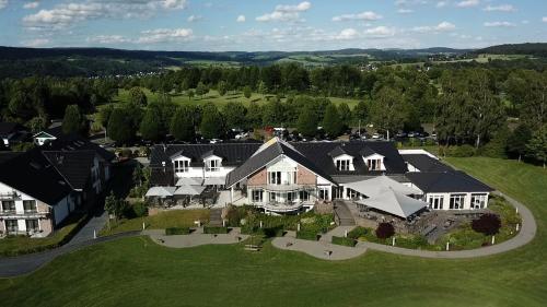 Gut Heckenhof Hotel & Golfresort an der Sieg GmbH & Co. KG