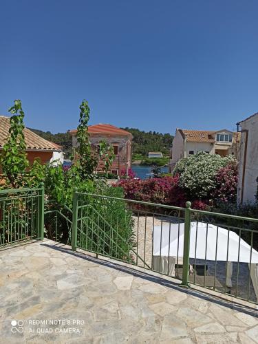 Avra - image 4