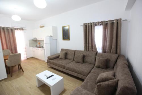 One-Bedroom Apartment image 10