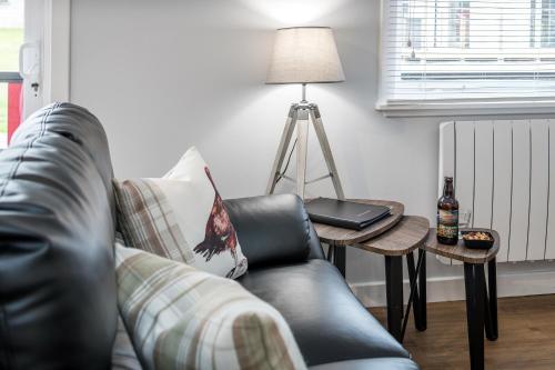 High Range Self-Catering Chalets - image 3