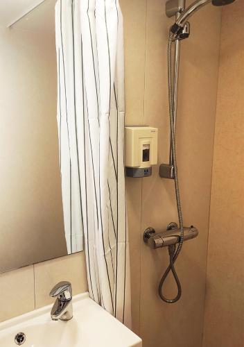 Viking Line ferry Viking XPRS - Night Cruise from Helsinki, Helsinki (zdjęcie 3)
