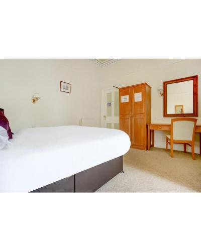 Double room, private bathroom