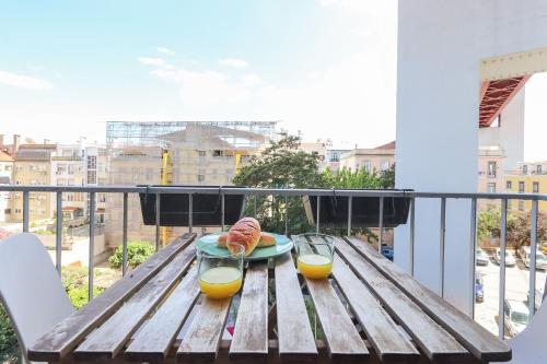 Alcantara Balcony by Homing - image 11