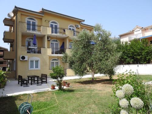 Viesnīcas āriene, Luna Apartments in Glavati
