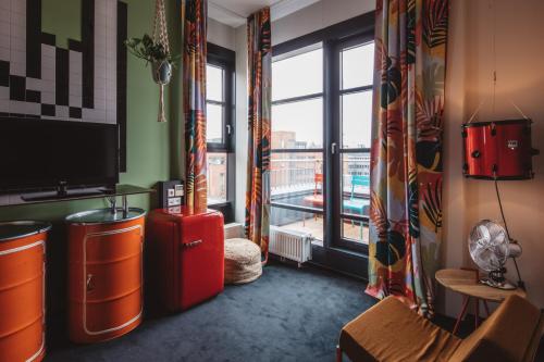 Superbude Hotel Hostel Altona - image 2