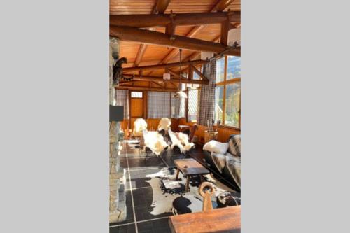 La Chumeneia - Maison Famille 14 personnes gîte à louer Saint-Lary-Soulan