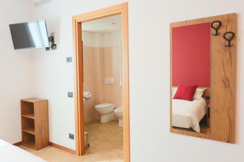 2 twin beds
