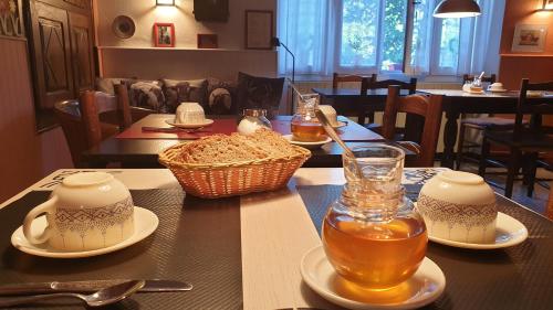 Ételek és italok, Auberge de Trente Pas in Saint-Ferreol-Trente-Pas