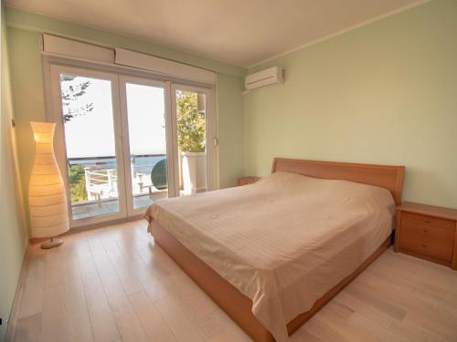 Mum's Apartment - main image