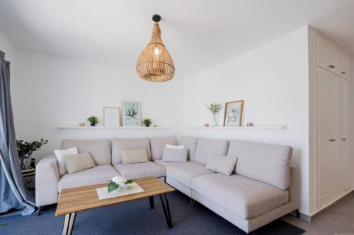 Pure by H&H - Adelfas 1, Golf del Sur