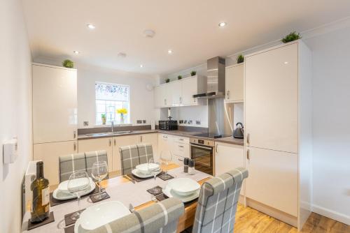 кухня, Stylish & Modern Apartment in Ардерсьєр