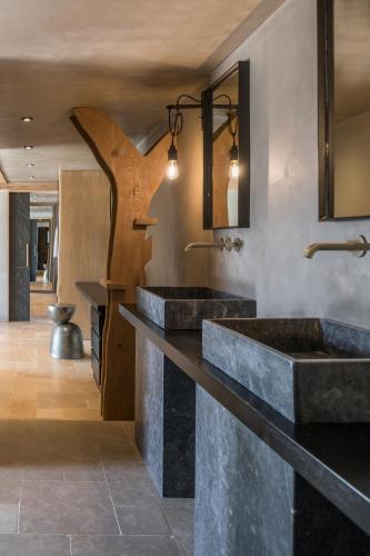 Acro Suites - A Wellbeing Resort