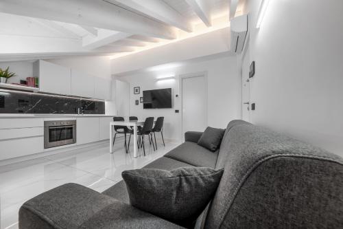 Casa da Suite Futura, Милан