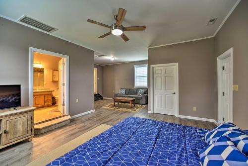 Morehead City Getaway with Yard 4 Mi to Beach! - image 10