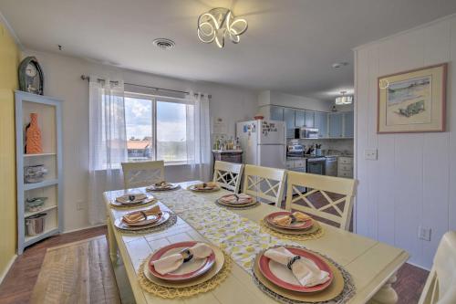 Remodeled Nags Head Townhome Less Than 1 Mi to Beach! - image 7