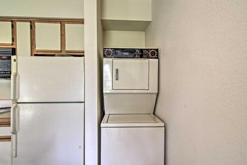 1st-Floor Branson Condo Near Table Rock Lake! - image 10