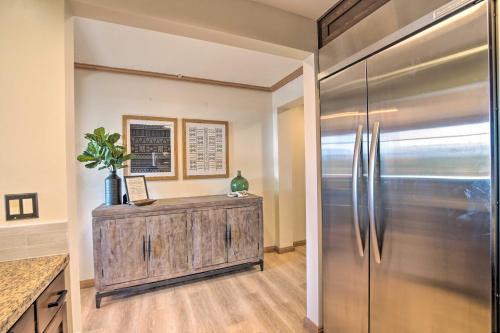 Chic Cle Elum Resort Condo with Pool and Views! - image 11