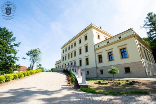 . Pałac Lubiechowa-Jelenia Góra- Riesengebirge