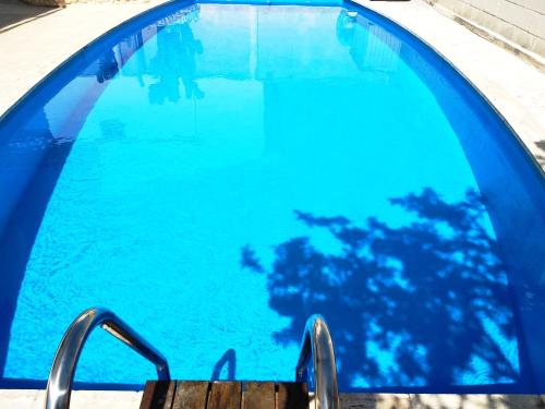 Swimming pool, GOLDEN TOWER pension Auto Check-in in Gandia