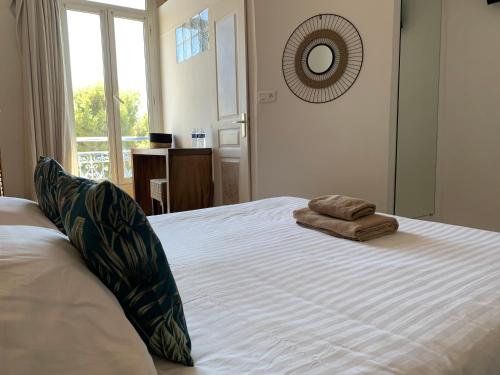 Hotel Alexandra - Boutique Hotel Room Type - Standard Quadruple Room (2 adults + 2 children)