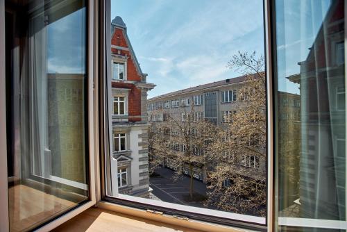 Hotel Bristol Zurich - image 2