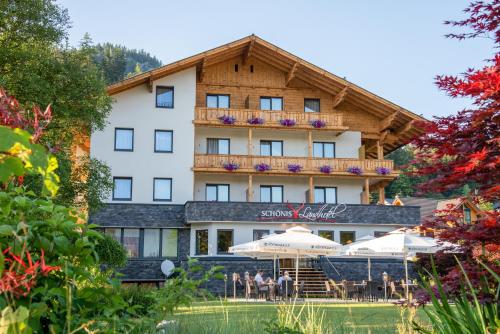 SCHÖNIS Landhotel - Hotel - Bad Mitterndorf