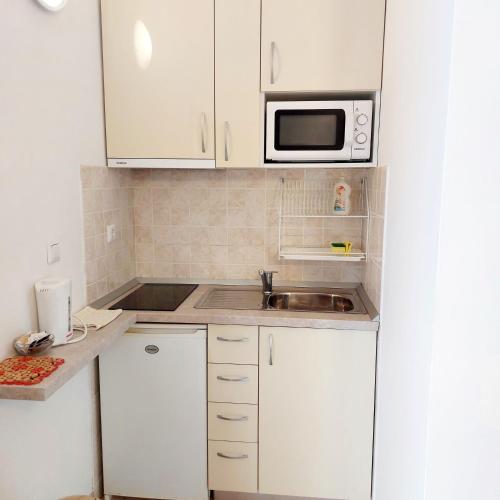 Apartments Ivanović - image 2