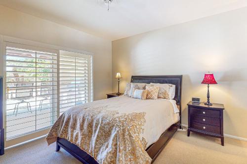 Sunny Delight Permit# BLIC-000,139-2023 in Cathedral City, USA