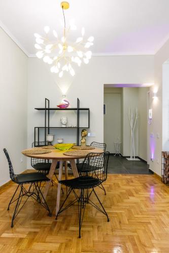 LUXURY #A by OTOTO, Salonicco (foto 7)