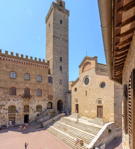 Sangi Studio Apartment - with amazing view of the Duomo