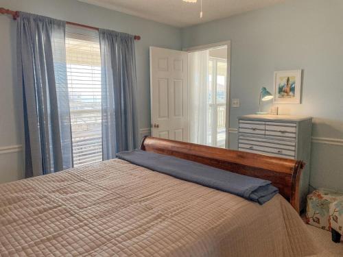 051 Topsail home - image 10