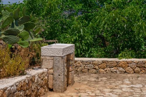 Vinovassilema Stone Cottage