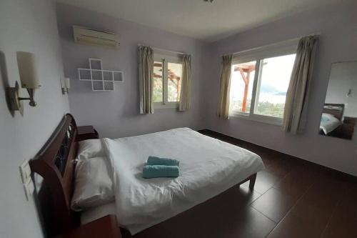 Villa Sunrise with stunning views and private pool Villa Sunrise with stunning views and private pool