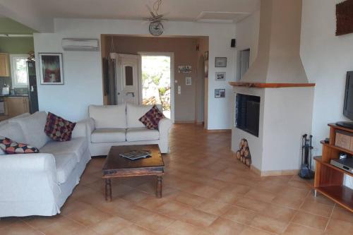 Villa Sunrise with stunning views and private pool Villa Sunrise with stunning views and private pool