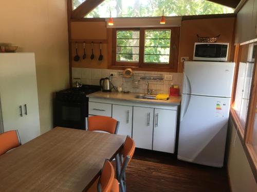 2 bedrooms, 5 beds