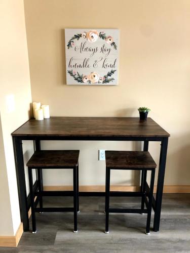 Cannery Square Short Term Rentals -104