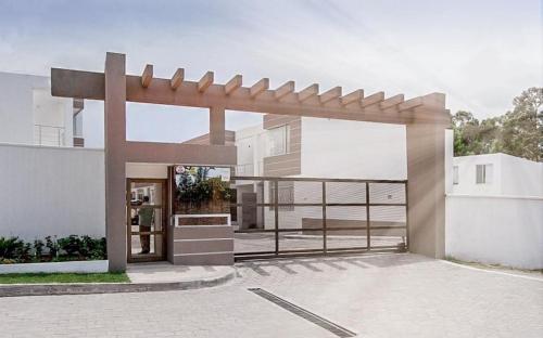 Casa completa en Tumbaco El Arenal-Quito