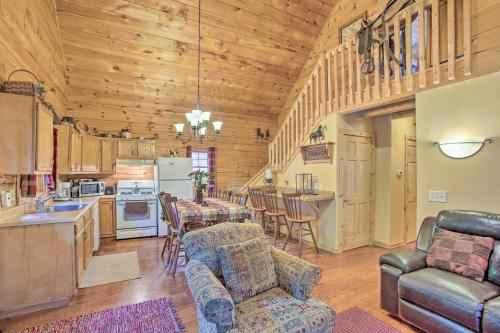 Resort Cabin with Fire Pit Golf, Hike and Play! in Muskegon