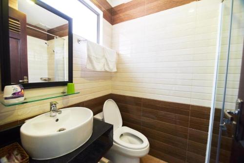 Double Room image 7