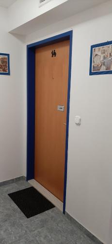 NAPKŐ APARTMAN (NAPKO APARTMAN) in อักฟัลวี อูตี ลาโกเตเลป