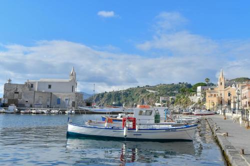 Mamamia Guesthouse - image 9