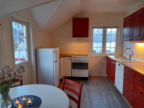 кухня, Vangsgaarden Gjestgiveri in Еурланн