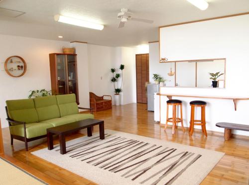 Guestroom, Rental Villa Luana Waioli in Tomigusuku