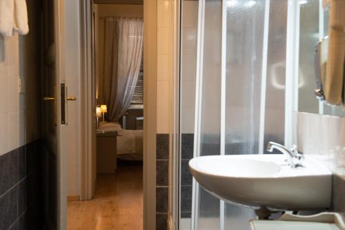 Residenza Ottaviani Roma, Rome (photo 10)
