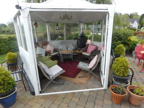 Bunratty Castle Mews B&B - image 14