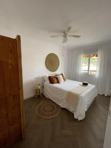 Three-Bedroom Apartment image 4